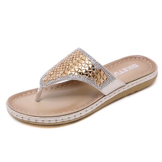 be trendy rhinestone flip flops