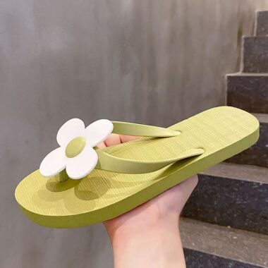 custom anti-slip beach women rubber flip flops factory
