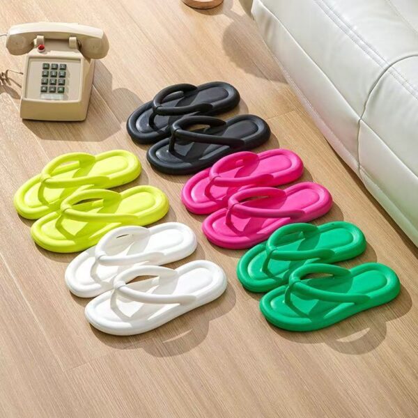 Custom anti-slip outdoor women EVA flip flops manufacturer