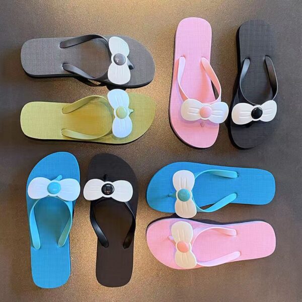 custom anti-slip summer women rubber flip flops factory