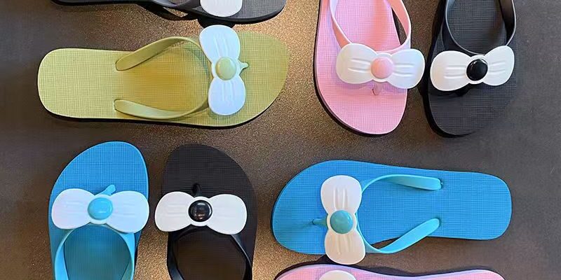 custom anti-slip summer women rubber flip flops factory