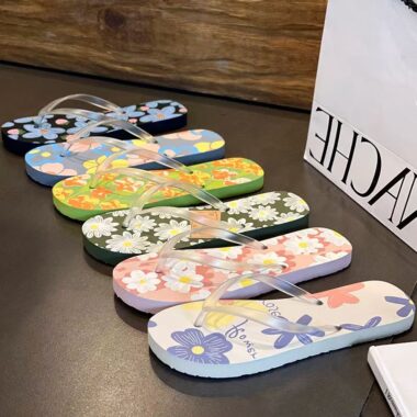 Custom casual versatile women PVC flip flops supplier