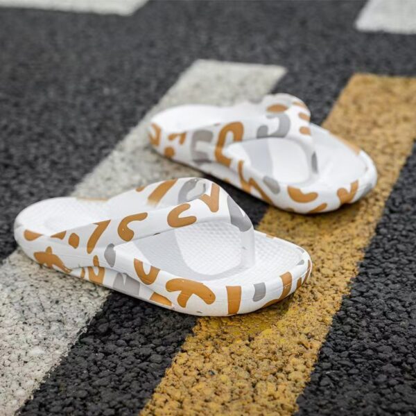 custom durable men EVA flip flops wholesale