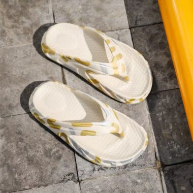 custom durable men EVA flip flops wholesale
