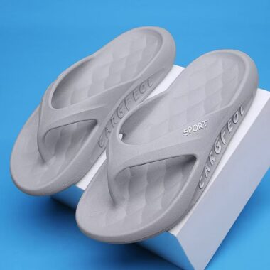 custom lightweight non-slip men EVA flip flops manufacturer