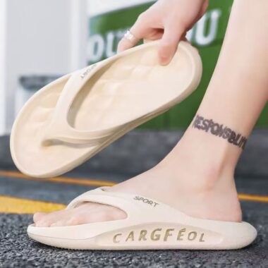 custom lightweight non-slip men EVA flip flops manufacturer