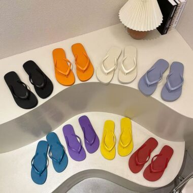 custom minimalist women rubber flip flops supplier