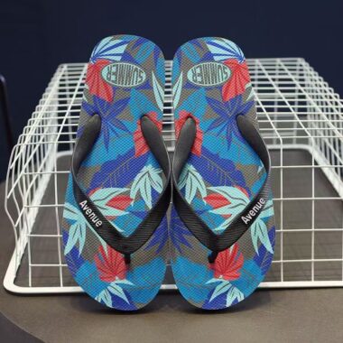 custom non-slip beach men rubber flip flops factory