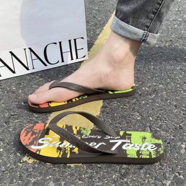 custom stylish non-slip men rubber flip flops supplier