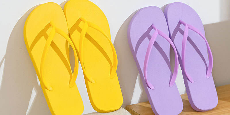 custom elegant beach women PVC flip flops factory