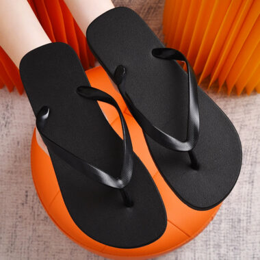 custom elegant beach women PVC flip flops factory