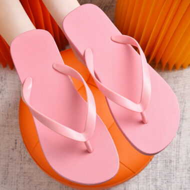 custom elegant beach women PVC flip flops factory
