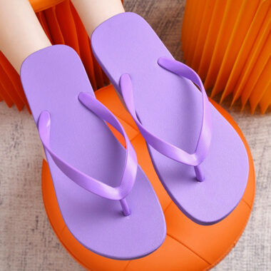 custom elegant beach women PVC flip flops factory