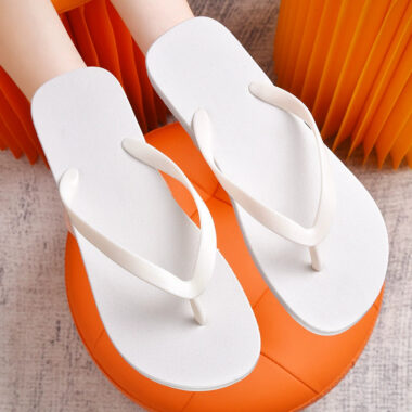 custom elegant beach women PVC flip flops factory