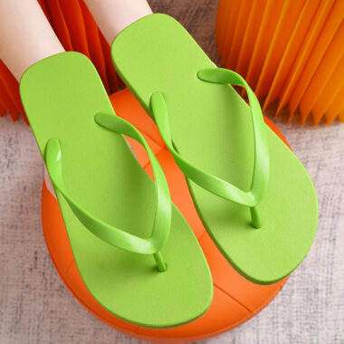 custom elegant beach women PVC flip flops factory