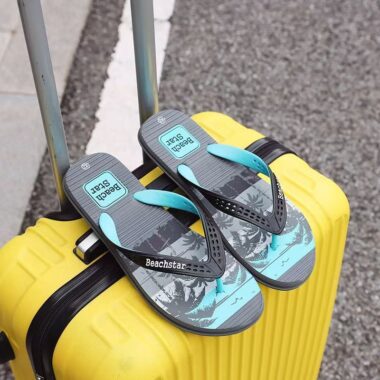 custom outdoor men rubber flip flops factory