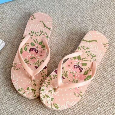 Custom summer fashion women PVC flip flops wholesale
