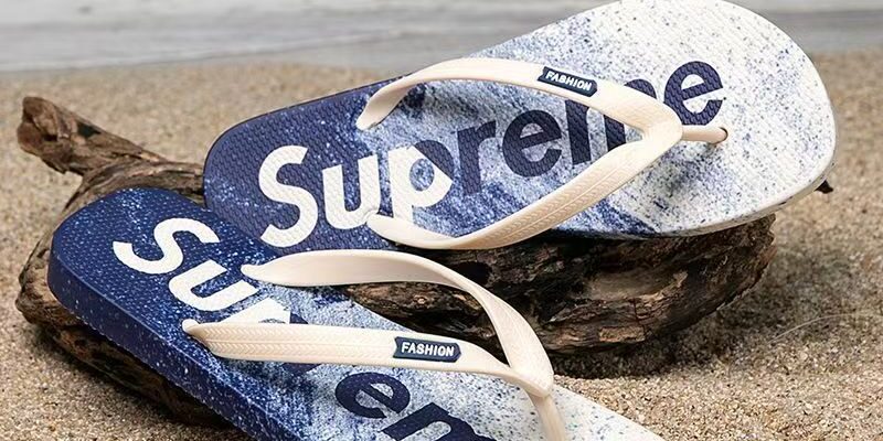 Trendy casual anti-slip men’s PVC flip flops