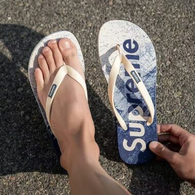 Trendy casual anti-slip men’s PVC flip flops