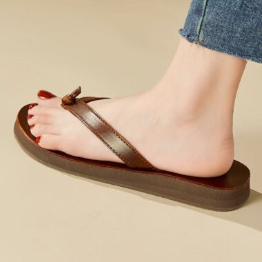 New fashion casual women’s leather flip flops