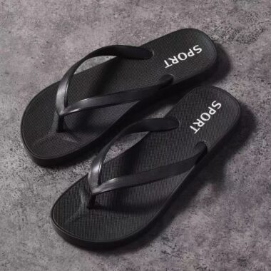 Simple fashion men’s PVC flip flops for summer