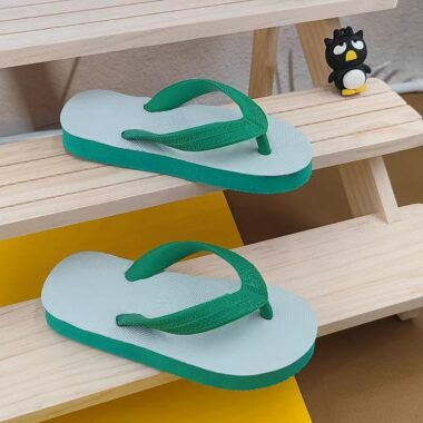 Cute soft non-slip kids flip flops for summer