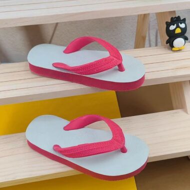 Cute soft non-slip kids flip flops for summer
