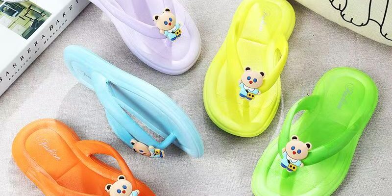 Candy Color Cartoon Kids Flip Flops with Soft Sole