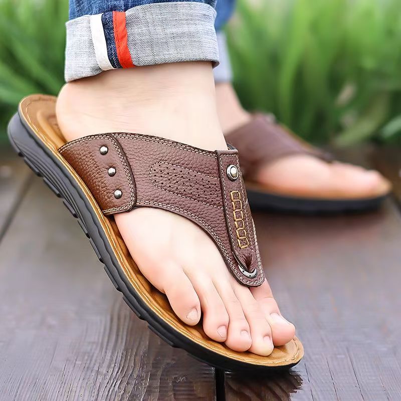 Summer Beach Men Leather Flip Flops with Anti-Slip Sole