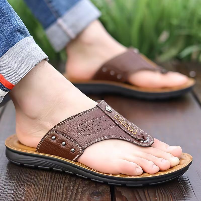 Summer Beach Men Leather Flip Flops with Anti-Slip Sole