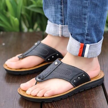 Summer Beach Men Leather Flip Flops with Anti-Slip Sole