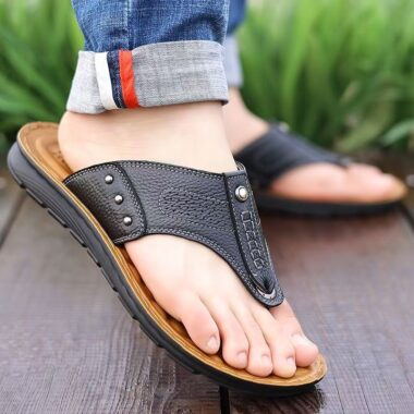 Summer Beach Men Leather Flip Flops with Anti-Slip Sole