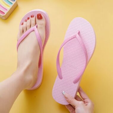 Custom Stylish Outdoor Women PVC Flip Flops