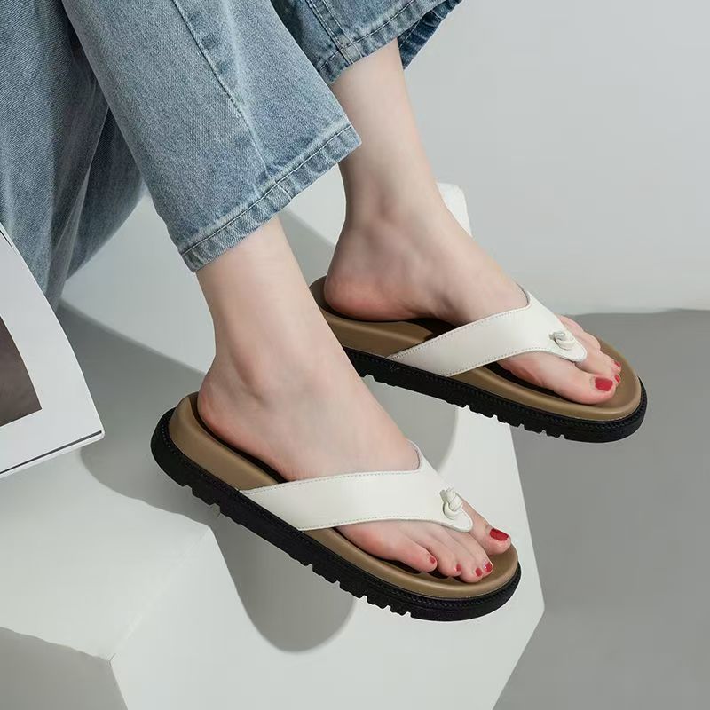 Custom Stylish Outdoor Women Leather Flip Flops