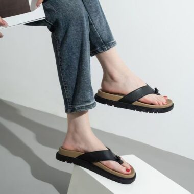 Custom Stylish Outdoor Women Leather Flip Flops